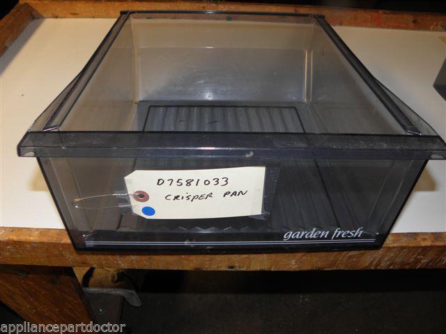 AMANA REFRIGERATOR D7581033 CRISPER PAN USED PART ASSEMBLY AMANA REFRIGERATOR D7581033 CRISPER PAN USED PART ASSEMBLY